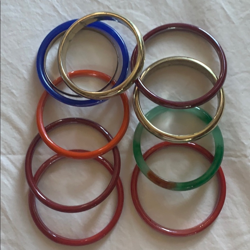 Assortment of 10 braclets LOT